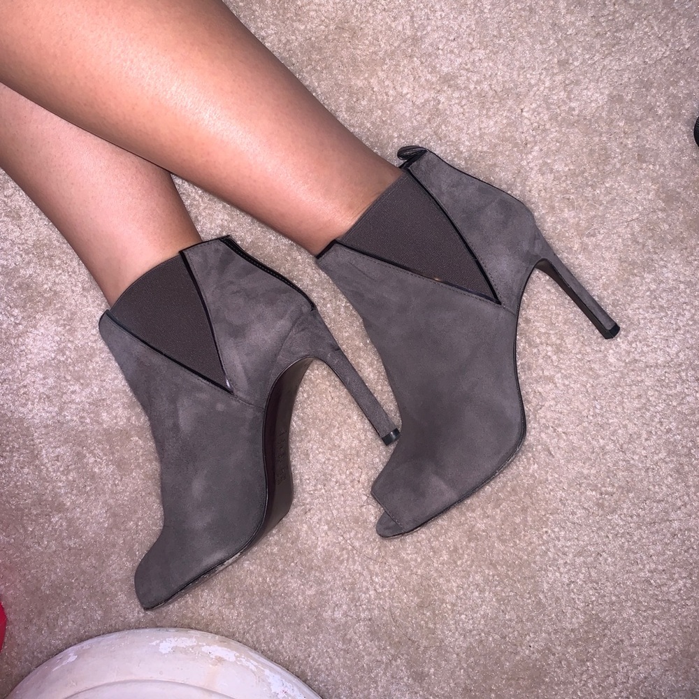 Stuart Weitzman Peeptoe Grey Suede Heeled Booties